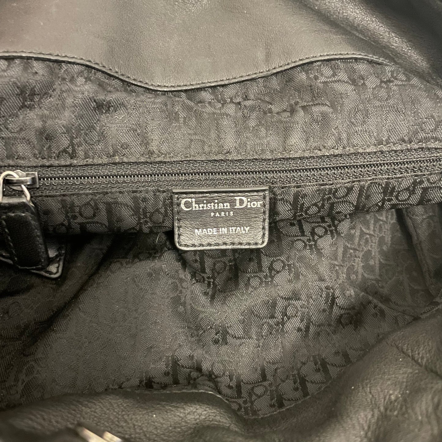 Sac Christian Dior en cuir noir