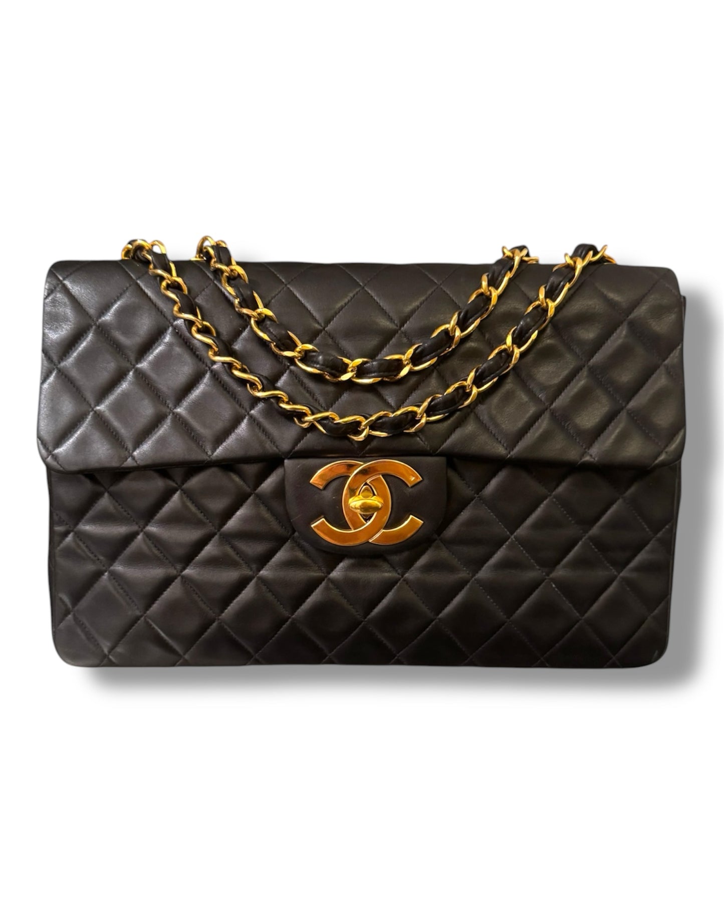 Sac Chanel Timeless Jumbo vintage en cuir noir