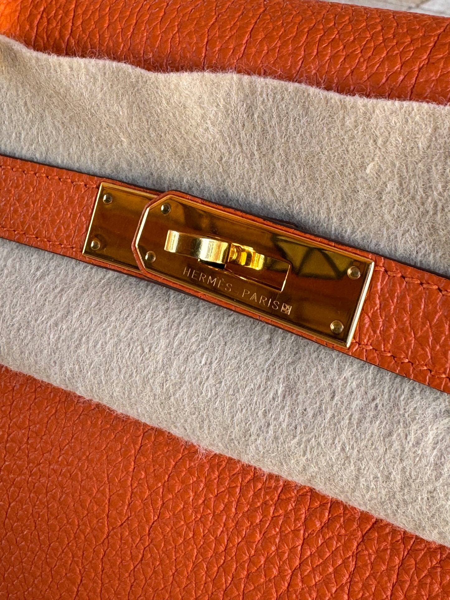 Sac Hermès Kelly 32 en cuir orange