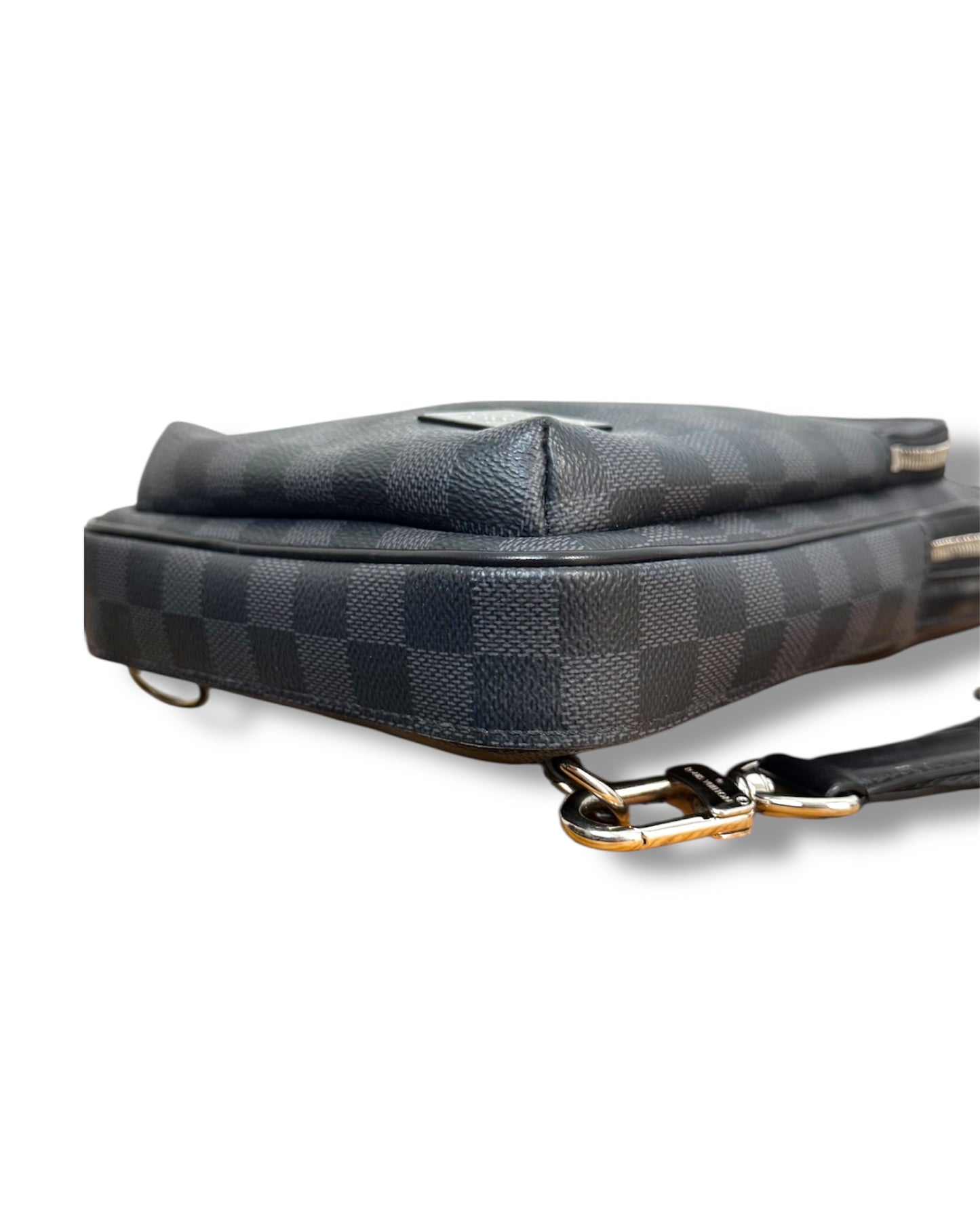 Sac Louis Vuitton Avenue Slingbag toile Damier Graphite