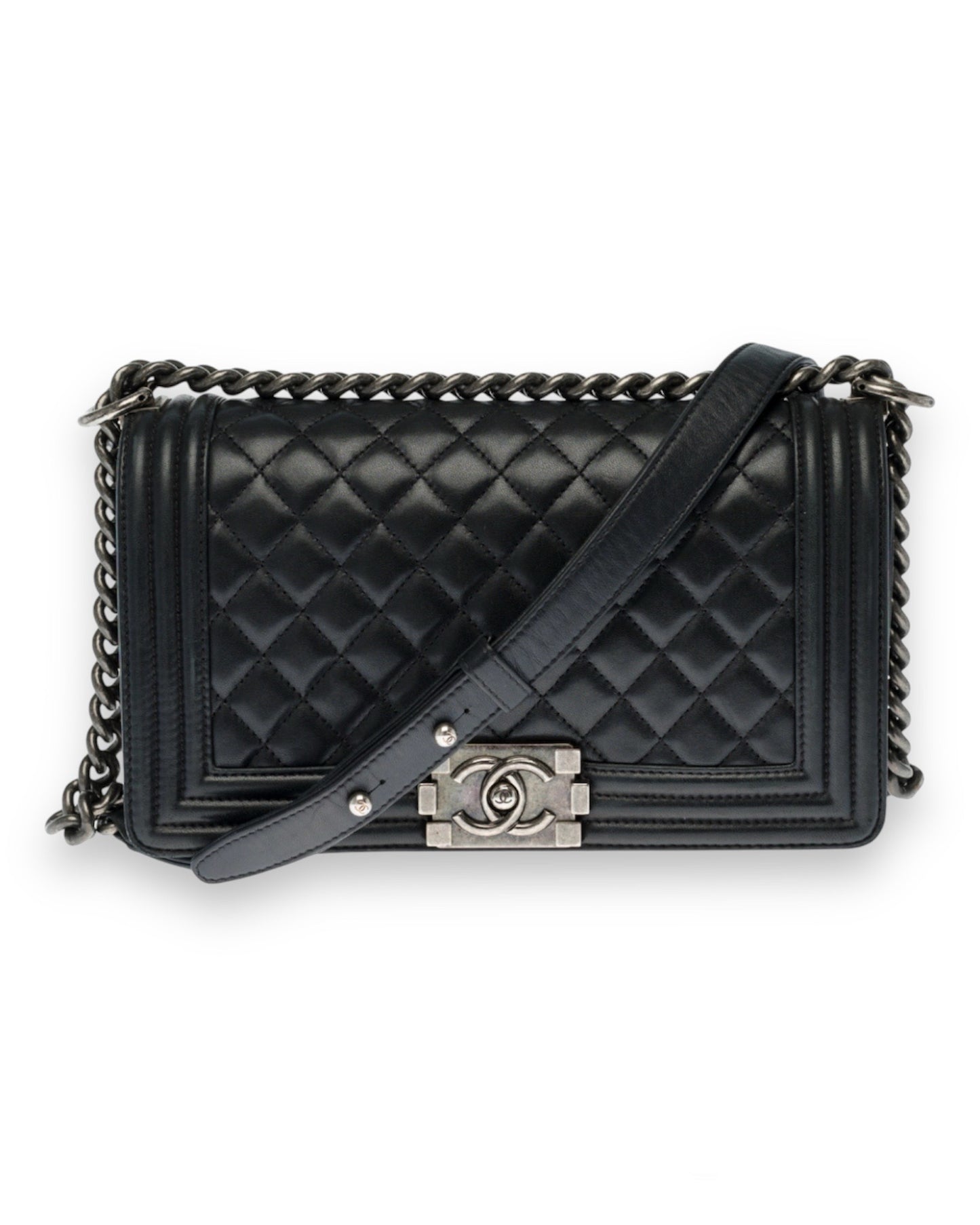Sac Chanel Boy en cuir noir