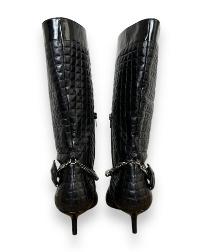 Bottes Chanel en cuir noir