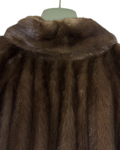 Manteau Christian Dior en fourrure de vison marron