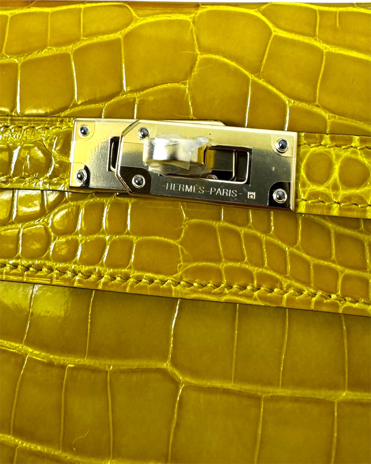 Portefeuille Hermès Kelly alligator jaune