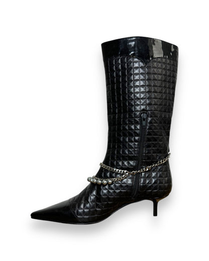 Bottes Chanel en cuir noir